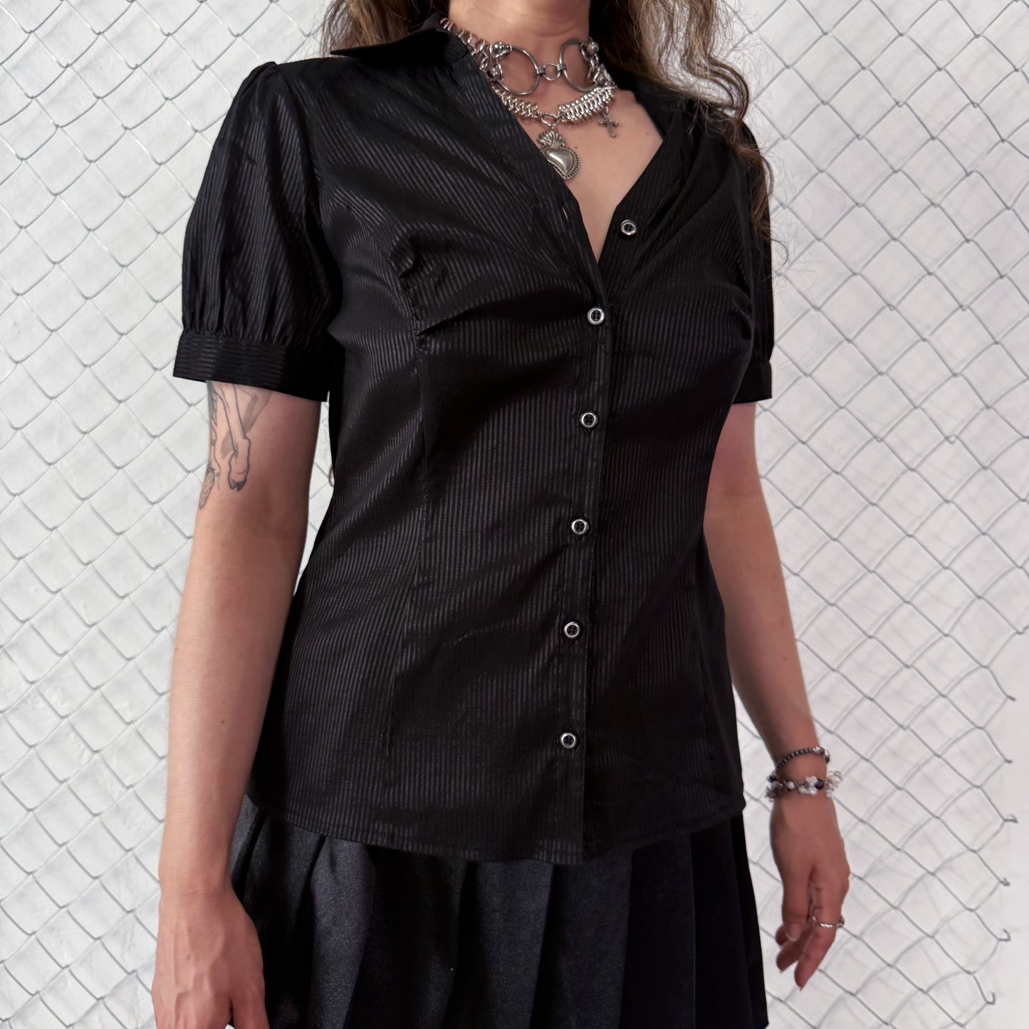 00’s Office Goth black striped shirt 🦇