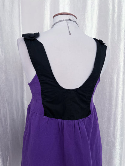 Iconic emo purple vest dress with print detail on the side 🦇💜