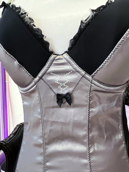 Gothic silver corset top with mesh details & garters 🩶
