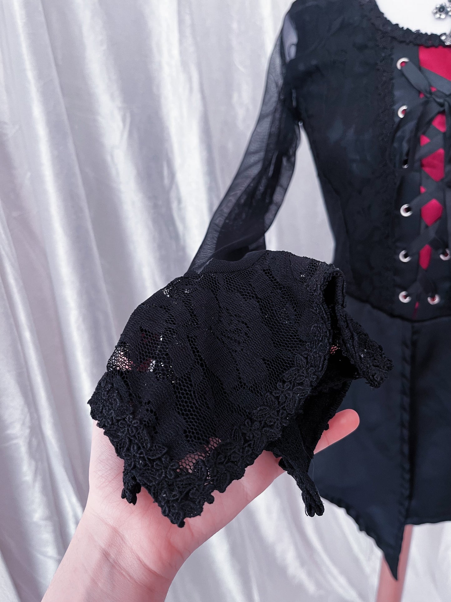 ♱Gothic vampire corset style top♱