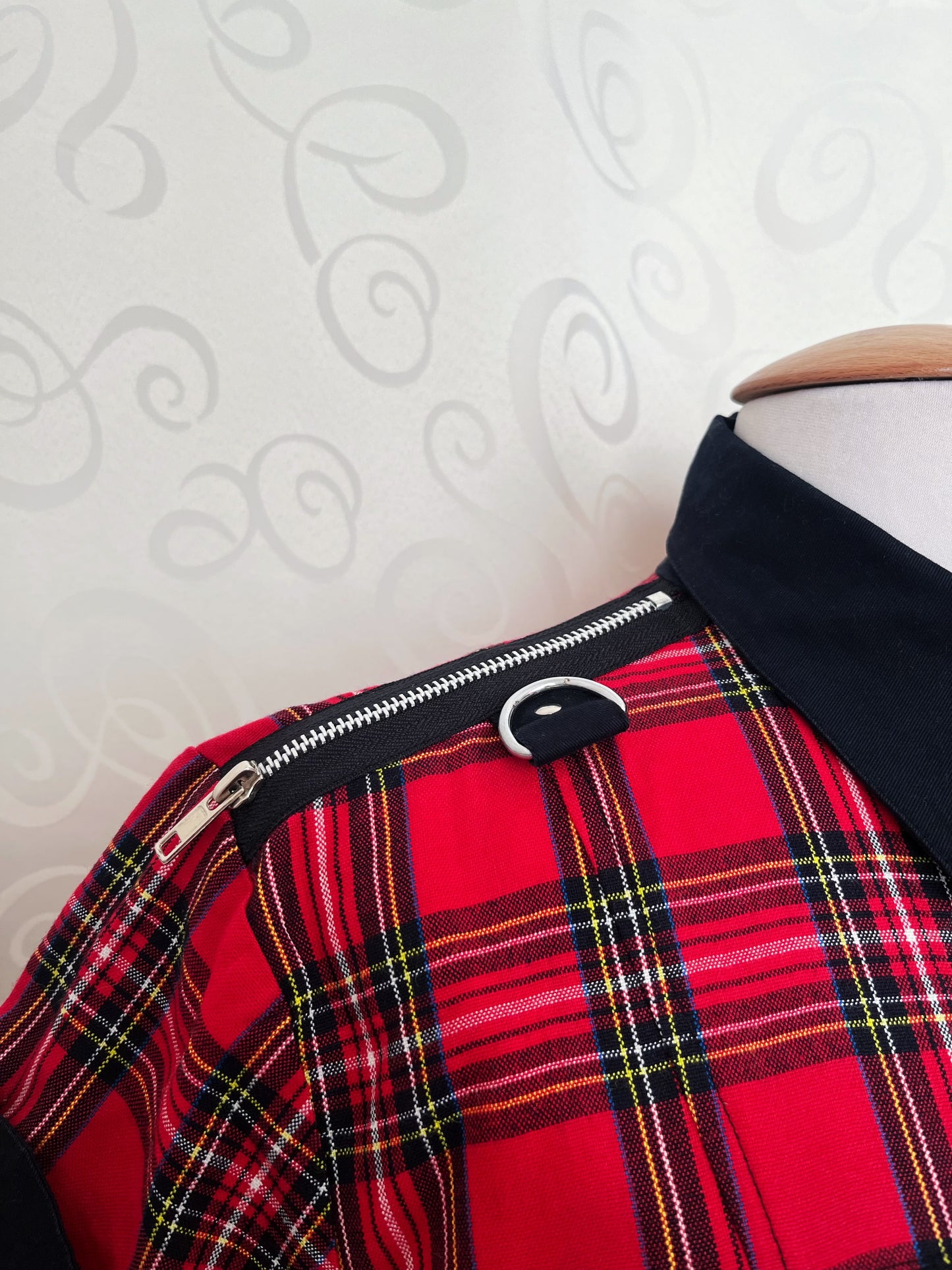 00’s Punk checked cotton shirt with zipper & hoops details 🎸