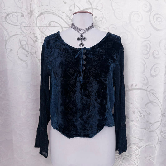 00’s whimsygoth fairy velvet & lacey top 🌀🦋