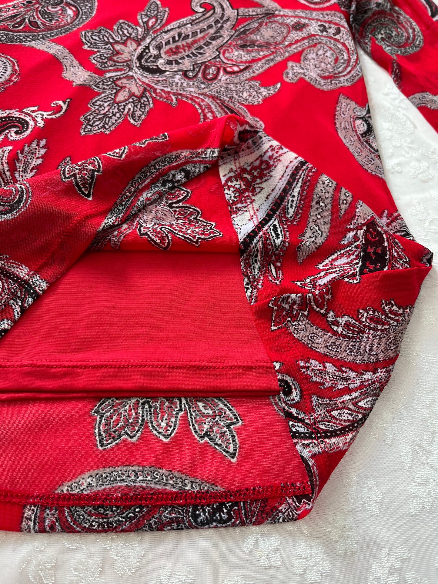 Y2k paisley pattern red mesh top 🦋