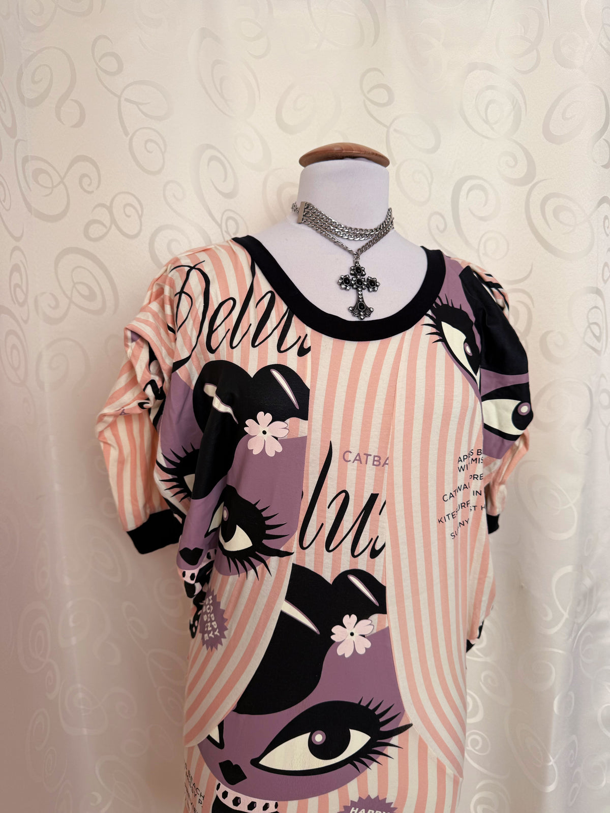Pussy Deluxe coquette style cat graphic long tee 🐈‍⬛🎀✨