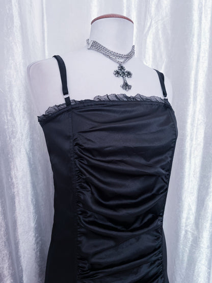 Beautiful witchy black saten dress 🦇