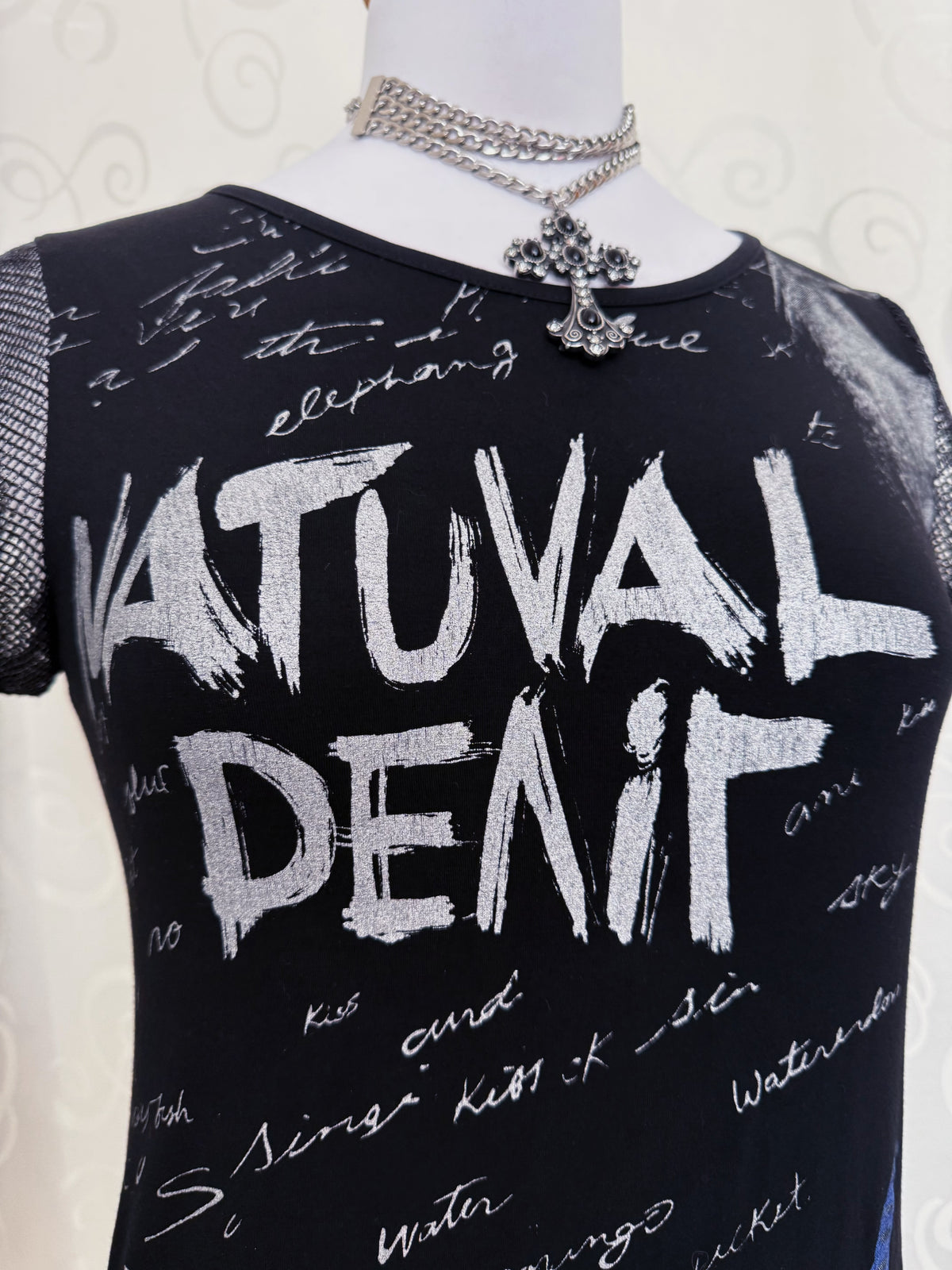 Alt Y2K style black graphic top with fishnet & lace up back 🦇🫀
