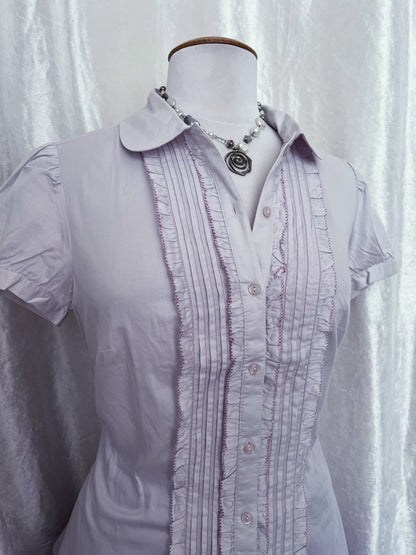 Beautiful 00’s coquette fairy shirt with puff sleeves & ruffle details 🎀