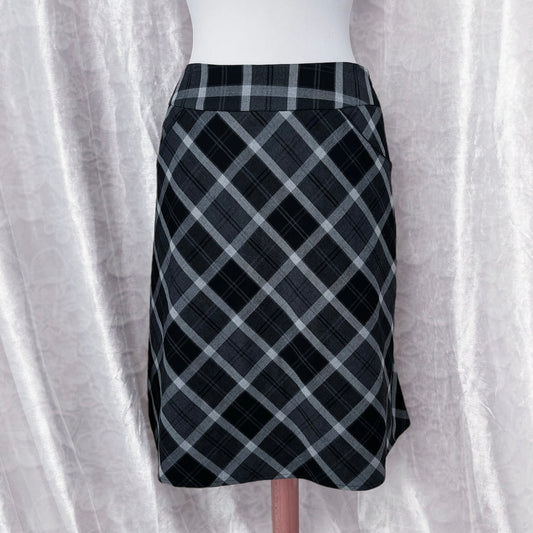 Orsay plaid grey office skirt with pockets on the side ✨