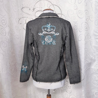 00’s Dark Academia light blazer with iconic Y2K embroidery back details 💀👑