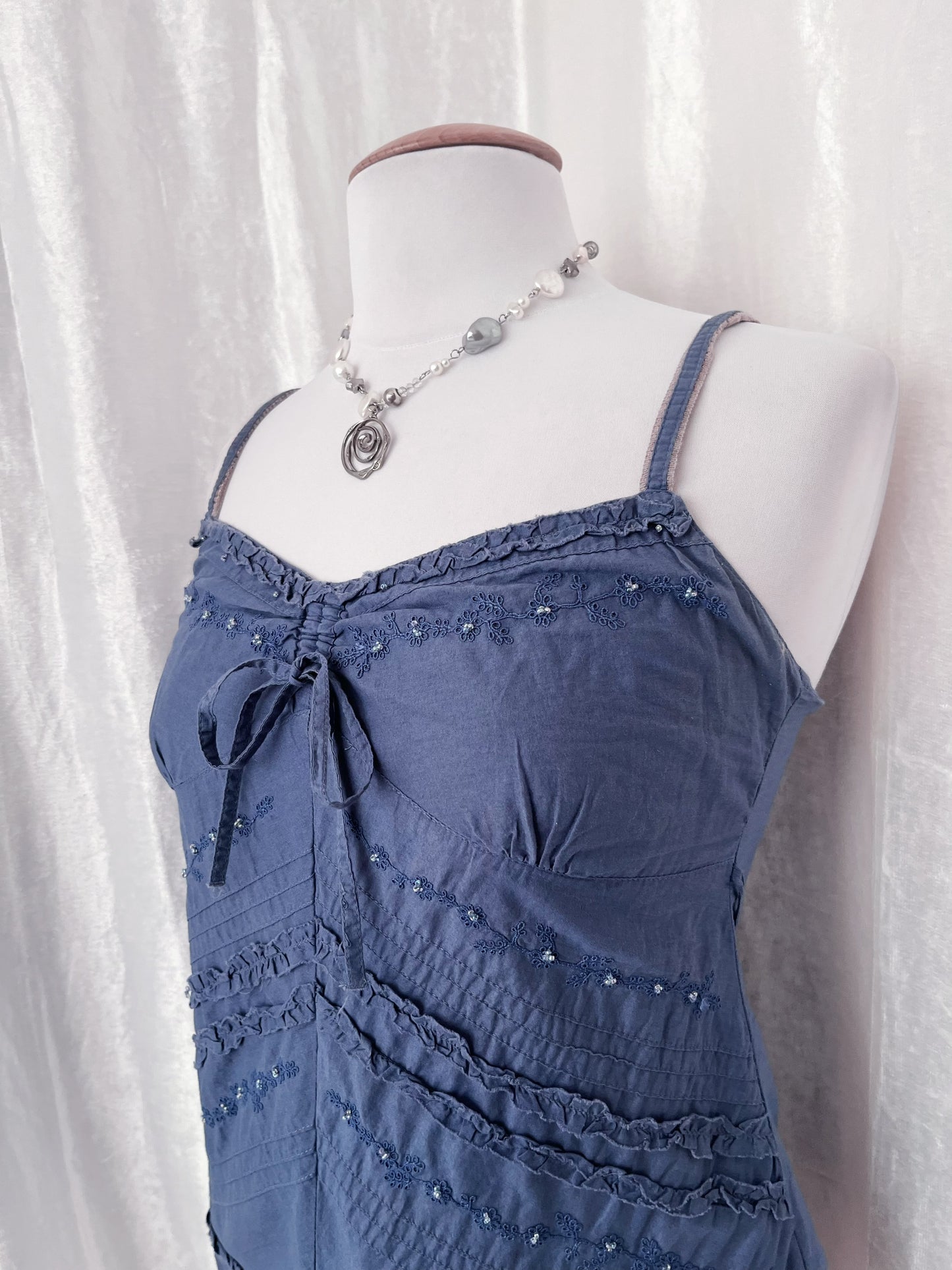 Whimsy fairy summer top with embroidered details 💜