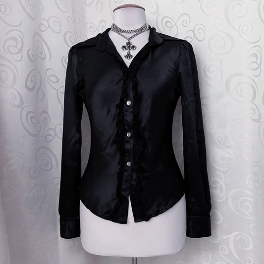 00’s Gothic satin shirt with lacey ruffle detail 🕷️
