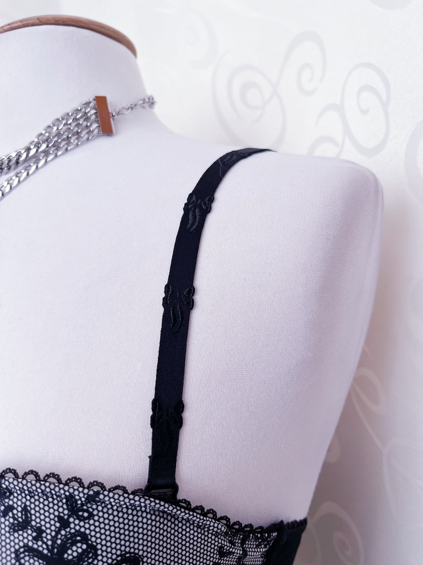 00’s dark coquette grey corset with bow print & embroidery details 🎀