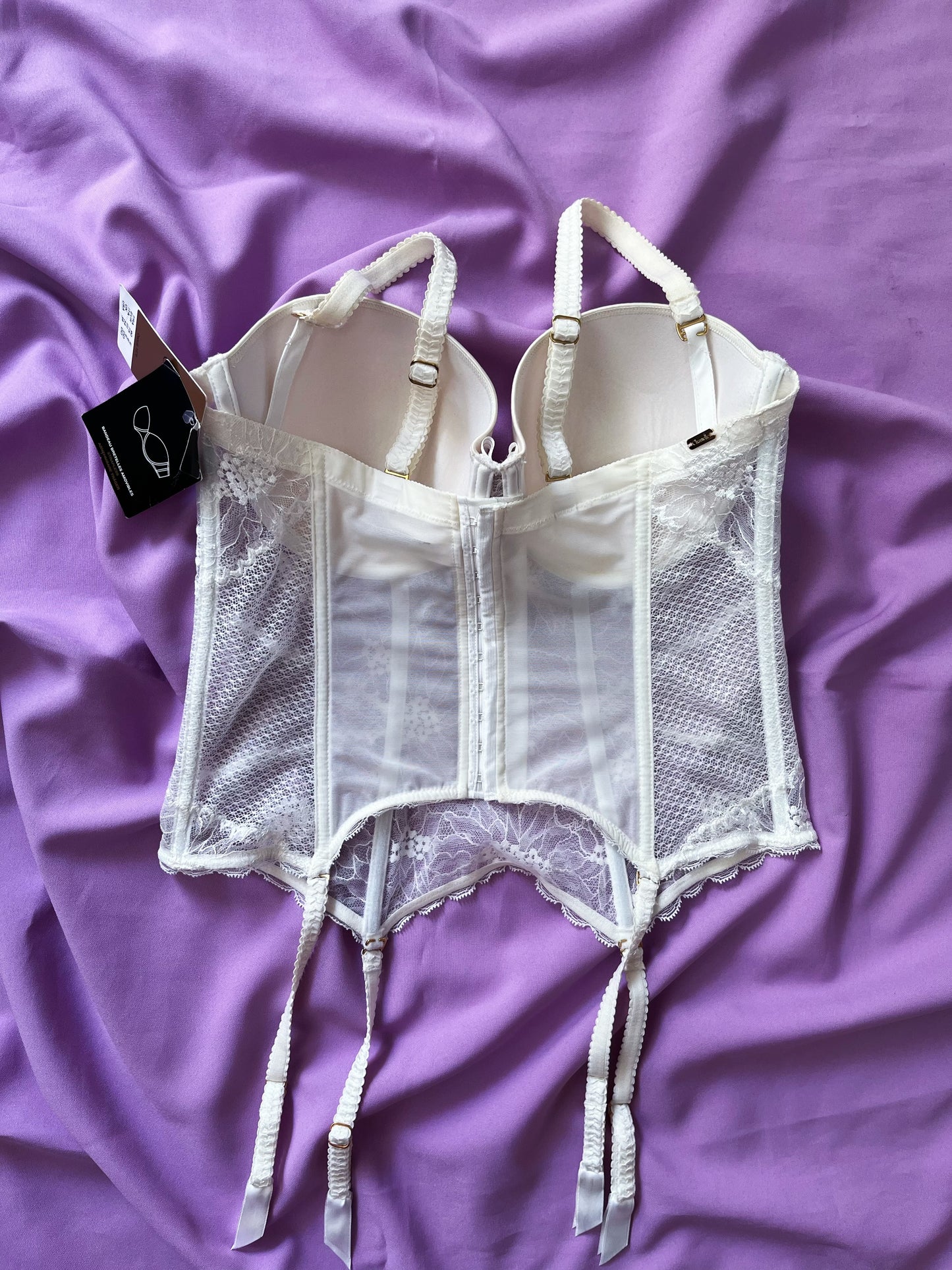 Chantelle brand new angelic milk corset 🪽