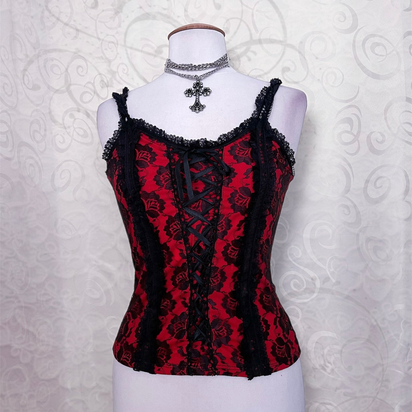 00’s Vampire gothic lace-up red top ❤️🦷
