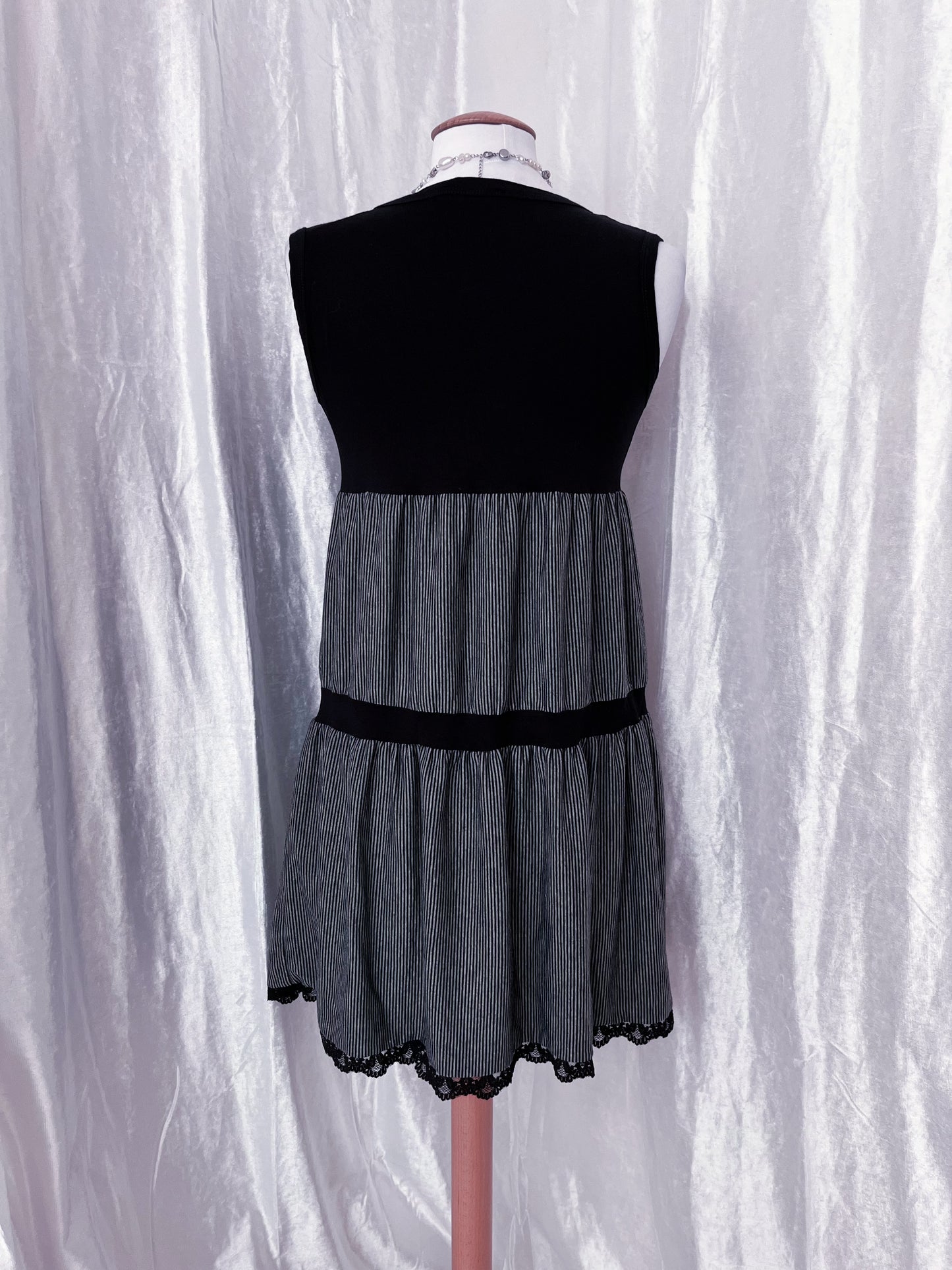00’s dark coquette / Jirai Kei dress 🎀