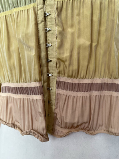 00’s deadstock colorful coquette shirt that closes with metal hooks 💜🌀