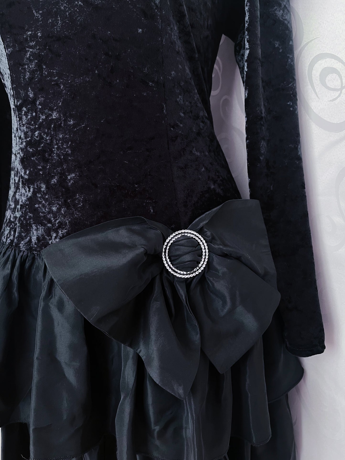 Vintage whimsy ballerina black velvet dress 🗝🔮