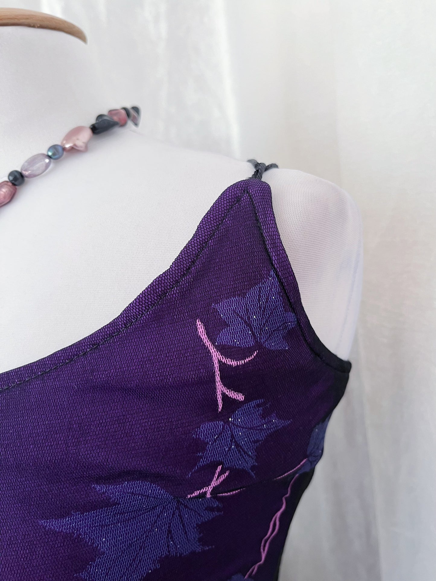 00’s purple night dress with glittery leaves detail 🍂🦄
