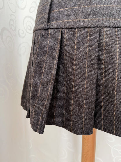 Dark academia pleated mini skirt