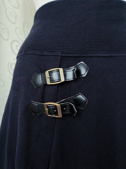 00’s alternative cotton skirt with belt details & embroidered bunnies on the back 🐇