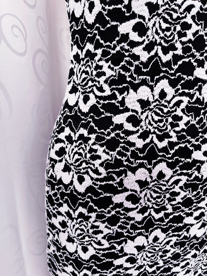 00’s Lipsy asian style Qipao black & white embroidered dress 🐇🕷