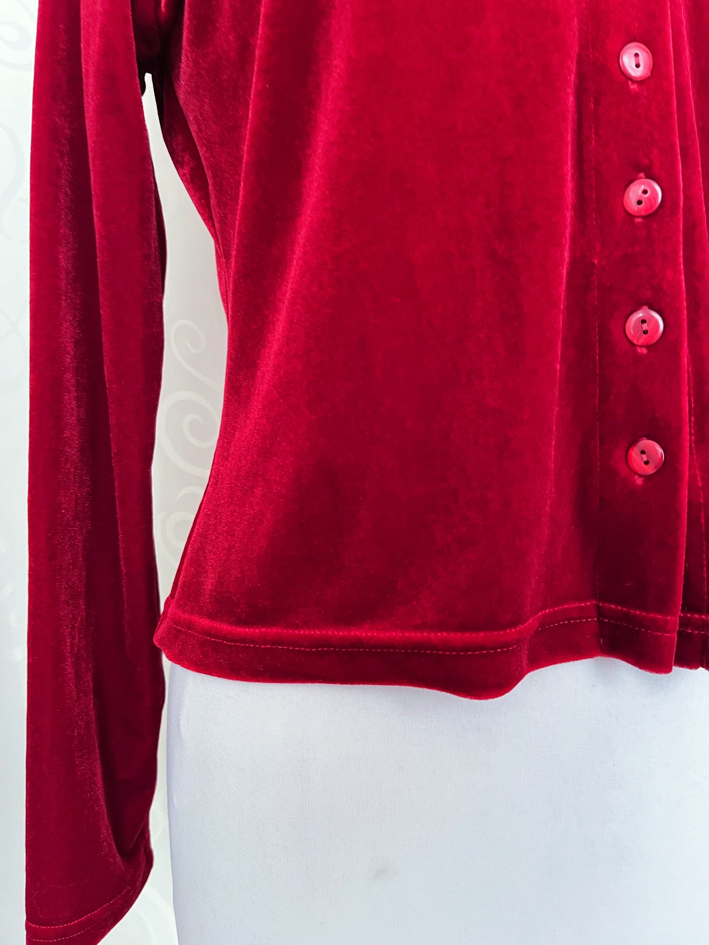 00’s Pimkie velvet red shirt 🫀