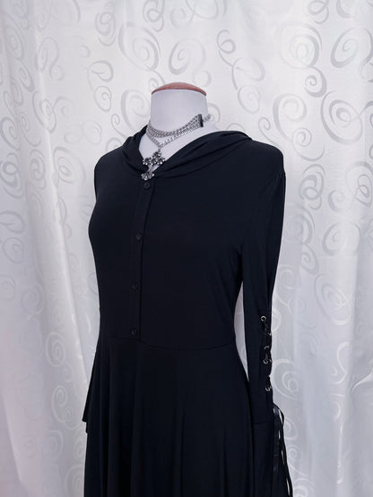 Modern witchy black maxi hooded dress with lace up sleeves 🖤🧙🏻