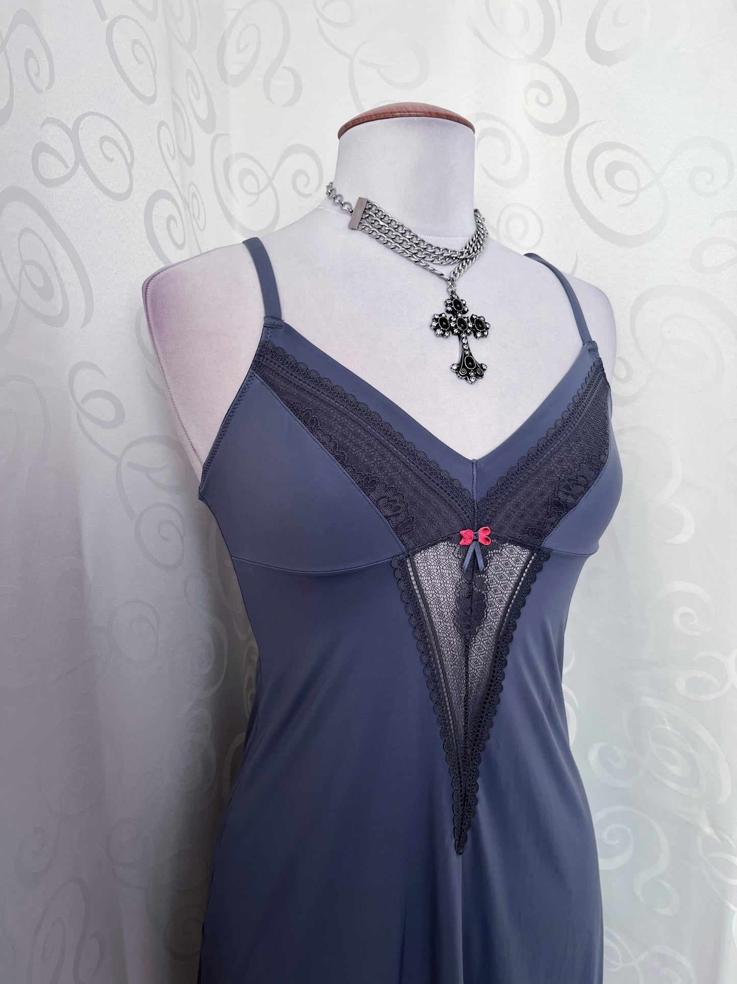 00’s dark coquette nightgown 🦷🎀