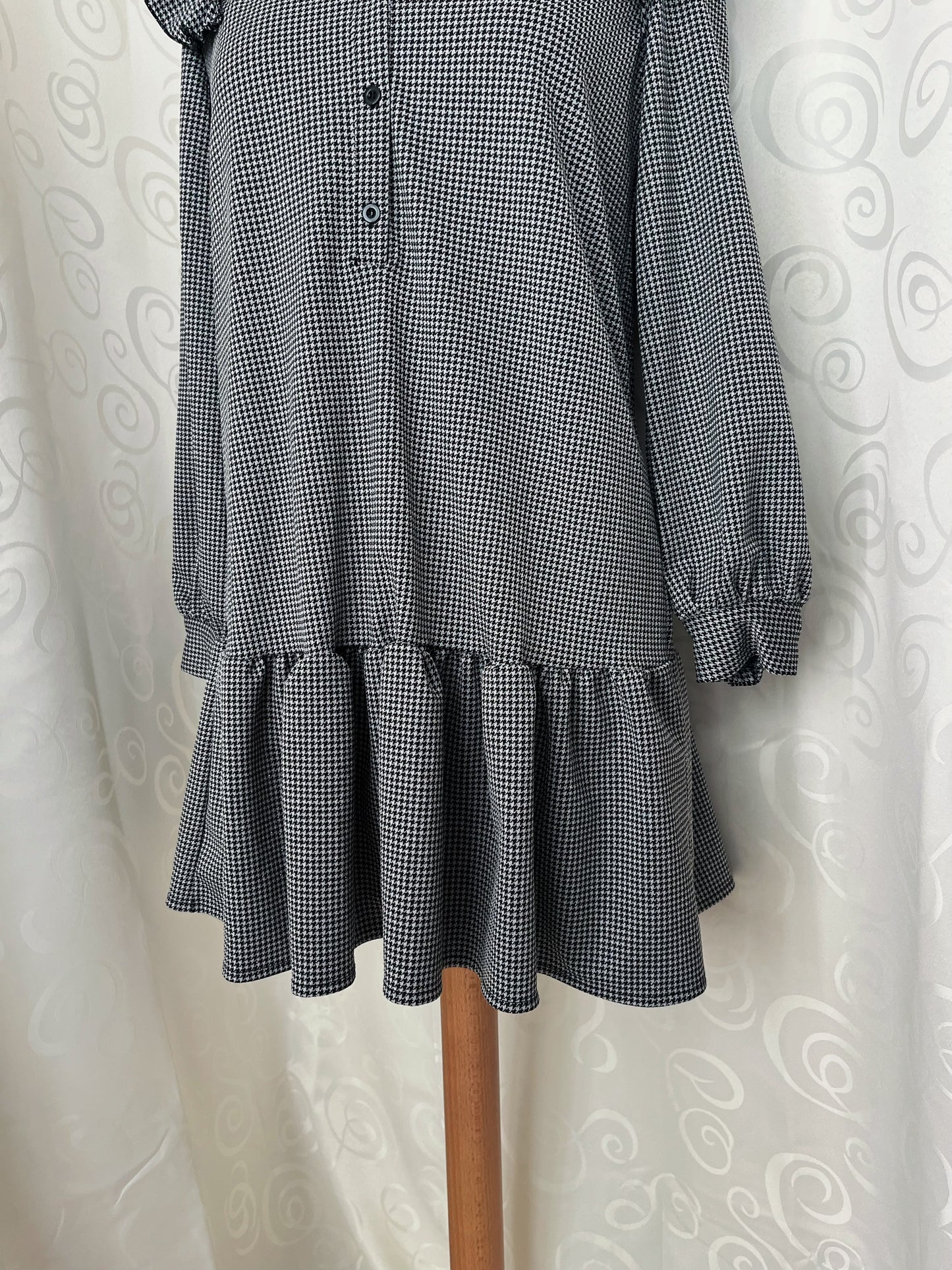 Gothic/Jirai Kei style checked dress 🖤🕷️