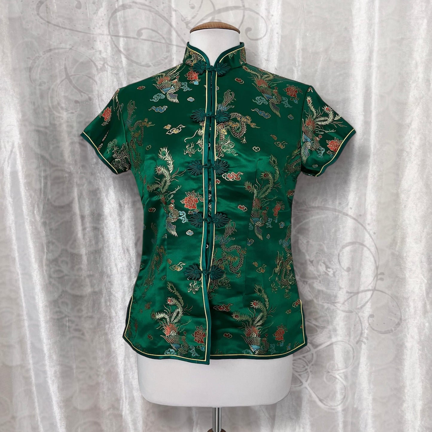 Chinese Qipao/Cheongsam green top with embroidered dragon details 🐉🐲
