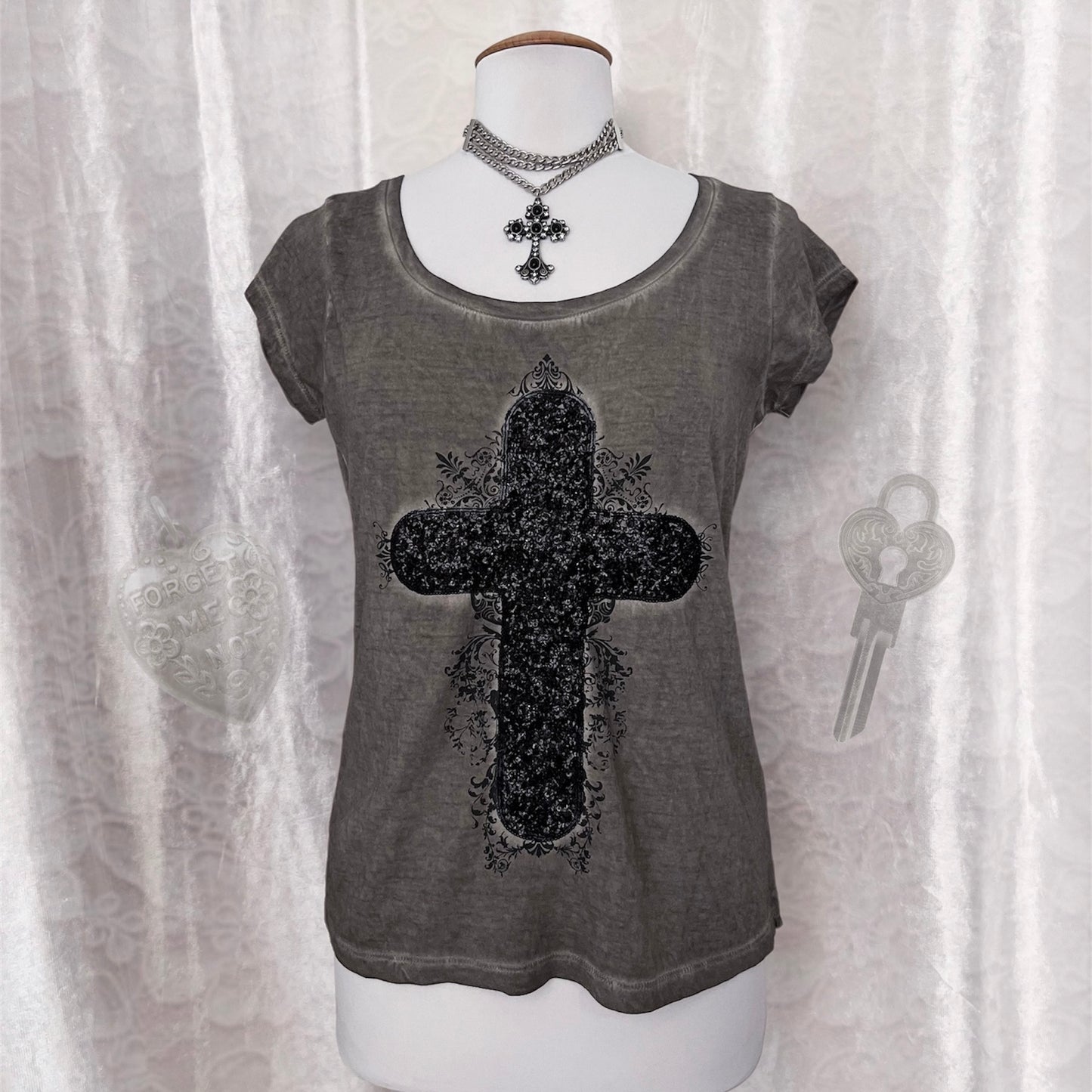 Y2K Whimsy & Alt cross top 🕷️