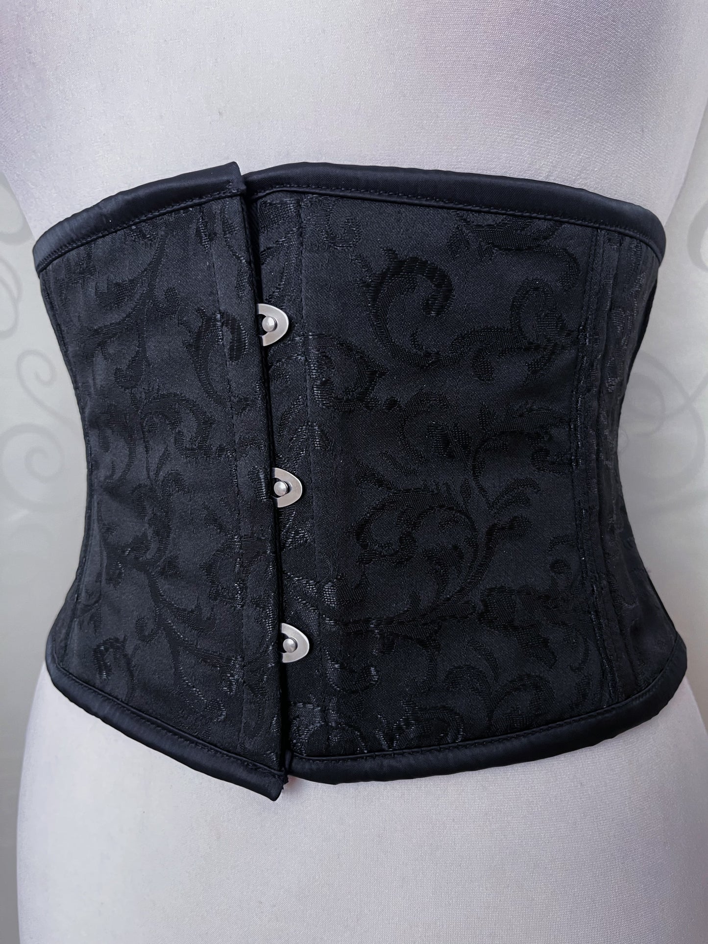 Dracula Black Brocade Waist Cincher 🖤