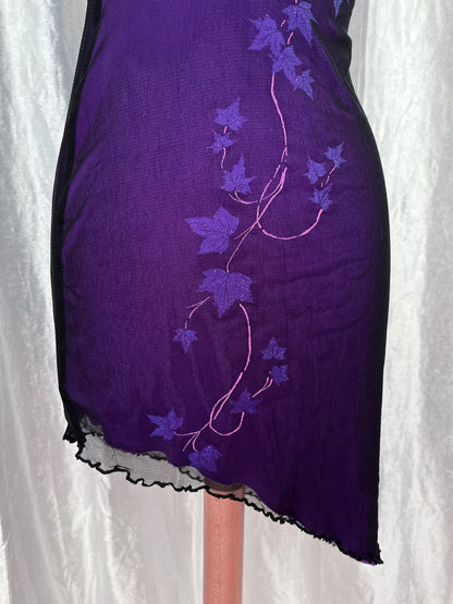 00’s purple night dress with glittery leaves detail 🍂🦄