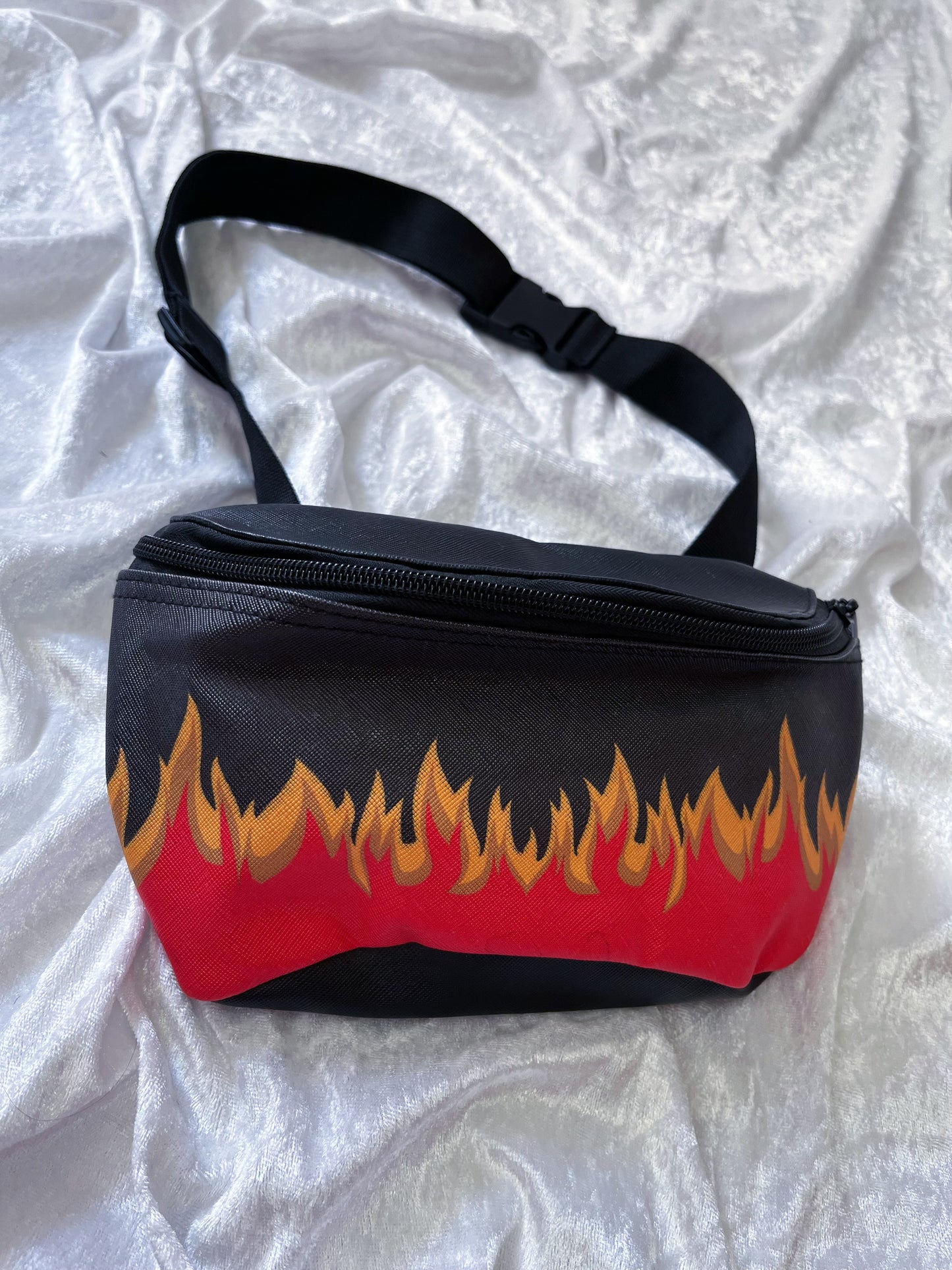 Modern Alt fire fanny pack/waist bag 🔥❤️‍🔥