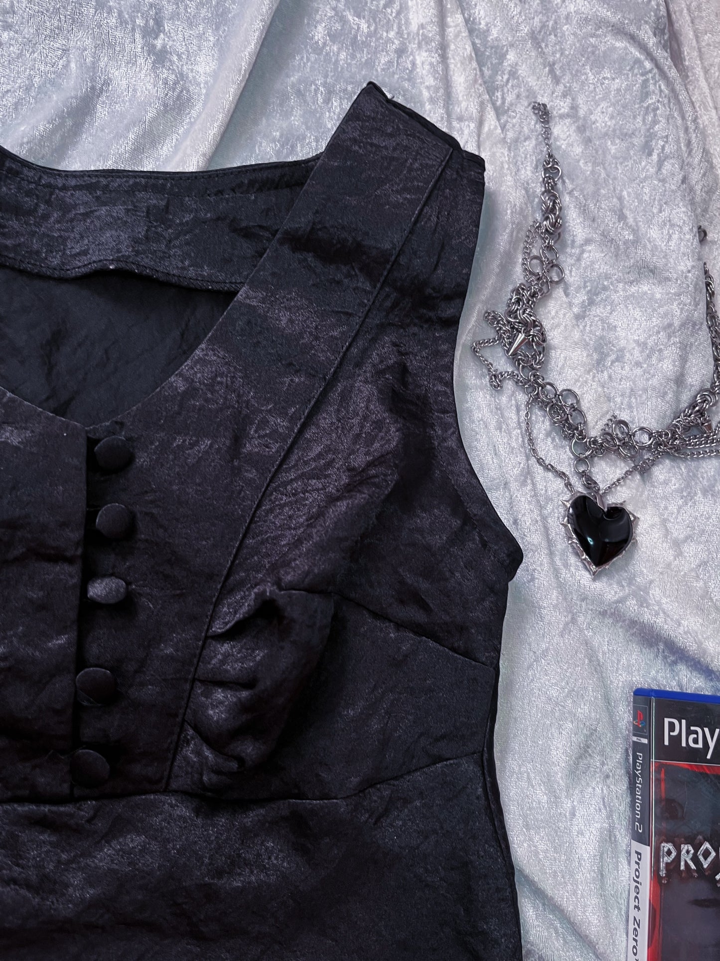 00’s Horror Protagonist / Dark coquette satin black top 🗝️🎞️