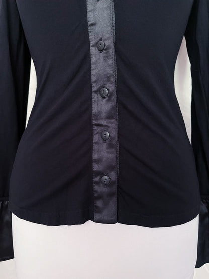 00’s iconic Gothic black shirt with lace-up and cutout back detail 🦇