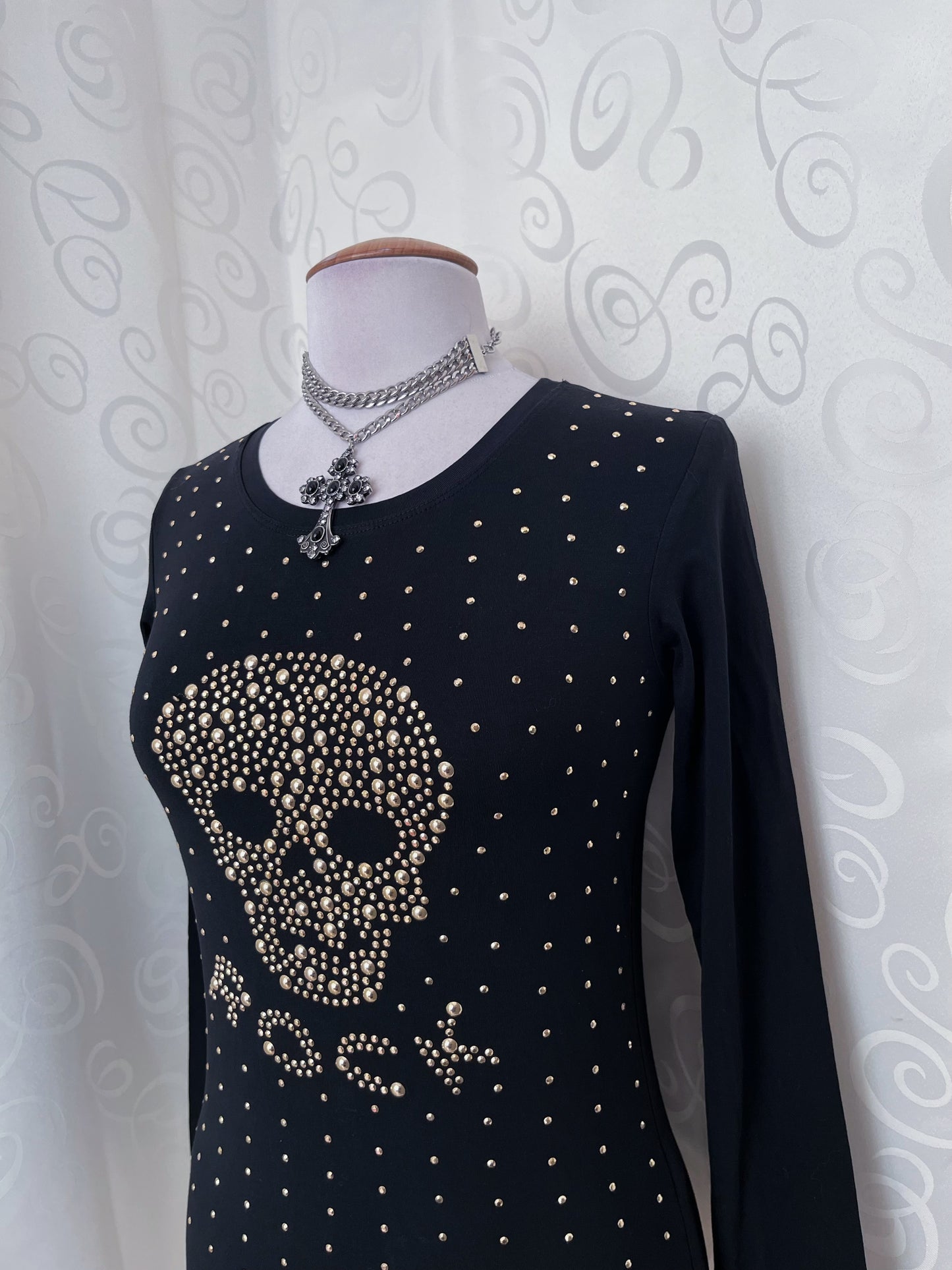 Alt/Emo beaded rock skull top💀
