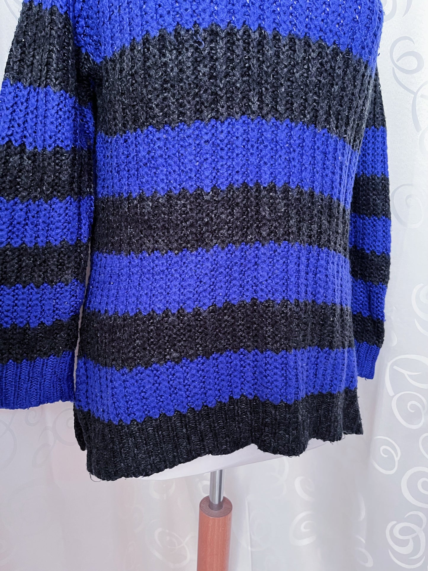 00’s Clockhouse emo knit striped sweater 🎸