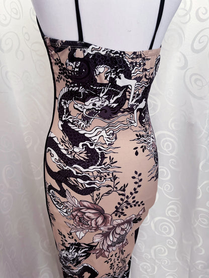 Modern deadstock dragon maxi dress 🐉