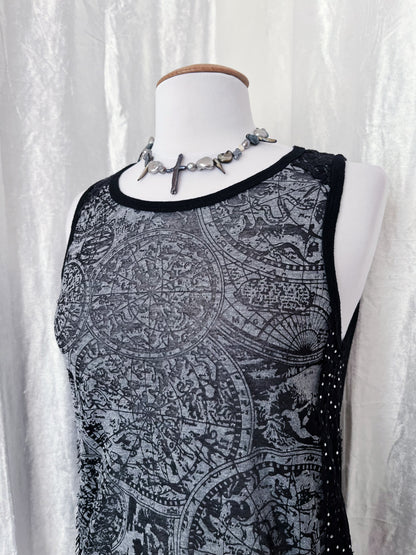Alternative top with astrology print 🌌