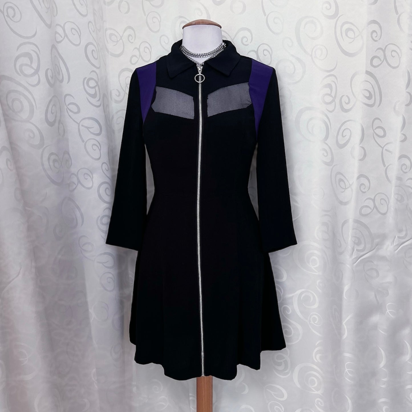 Morgan zip-up witchy black & purple dress 🖤💜