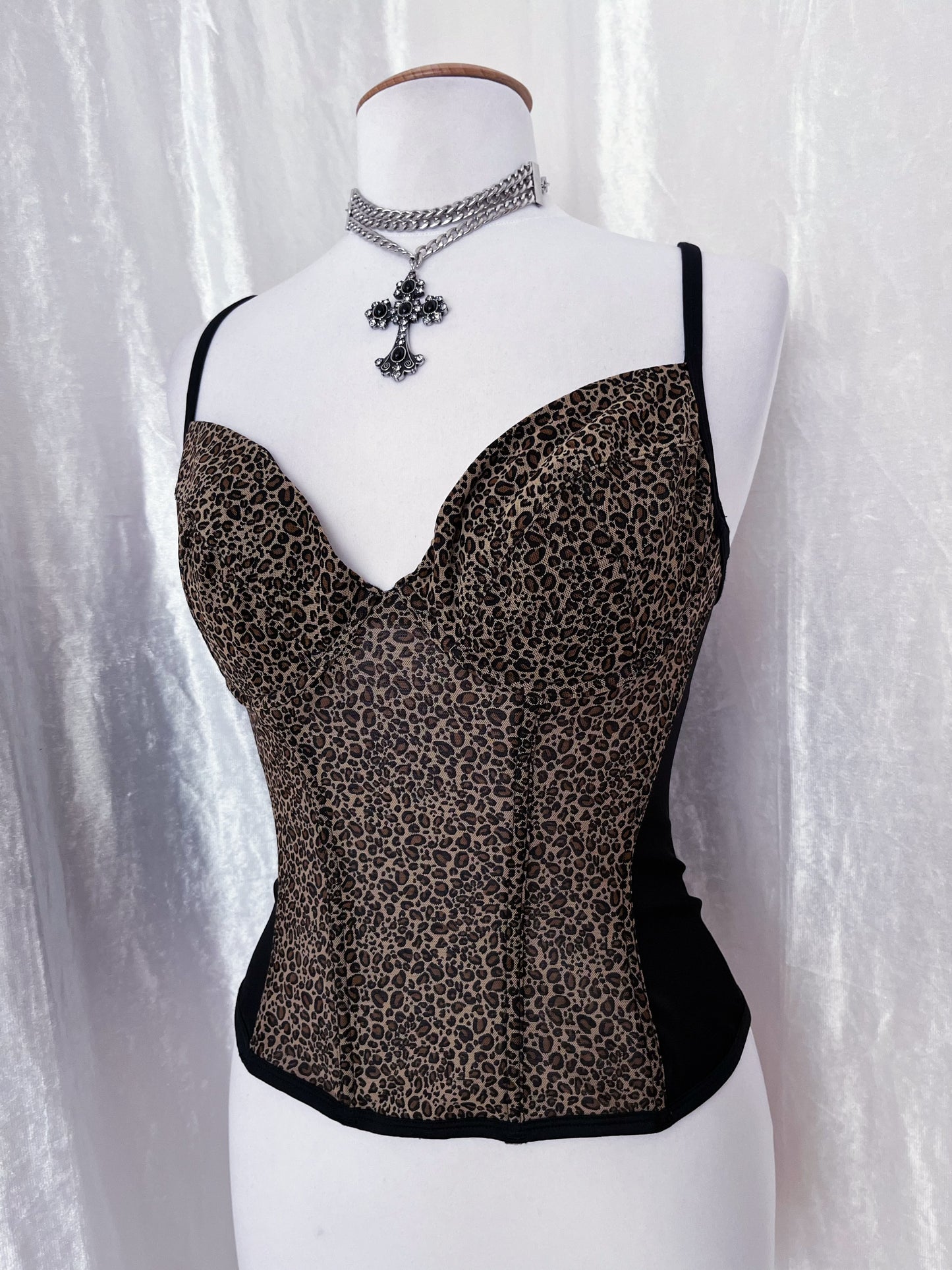 Old H&M leopard print mesh corset 🐆🖤
