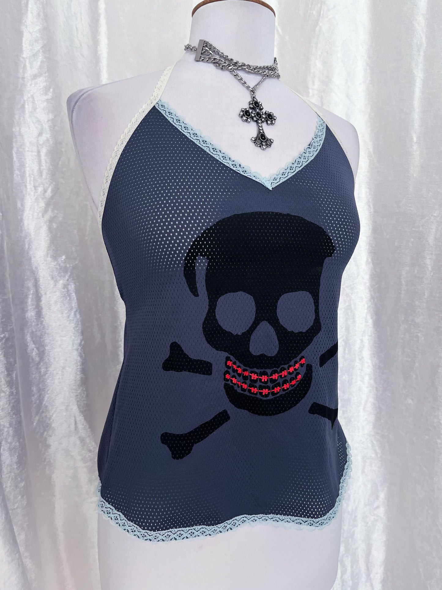 00’s emo/scene skull top 💀💜