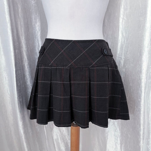 Amazing mini plaid skirt ✨