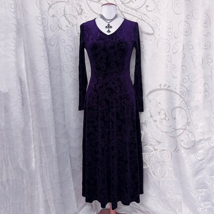 Whimsygoth purple embossed velvet dress 💜🌀