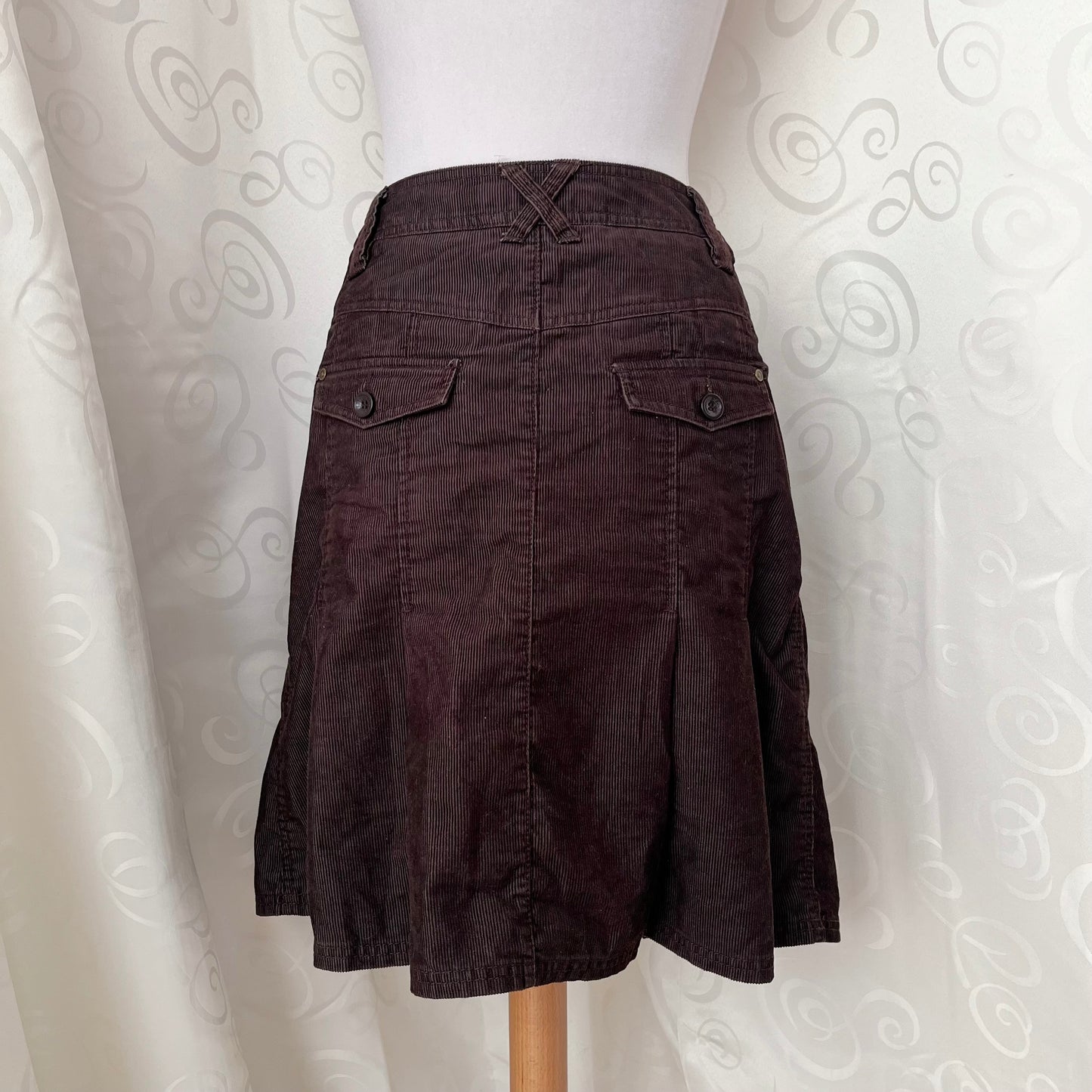 00’s Espirit whimsy corduroy brown skirt 🐌