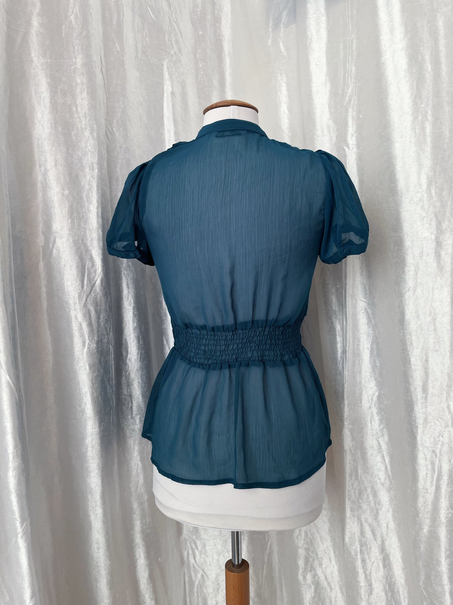 Cute teal coquette ruffle mesh shirt 💐