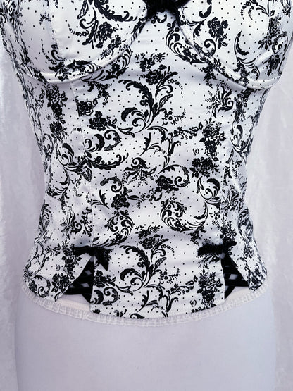 Gothic coquette white corset with black print details 🕷️🎀