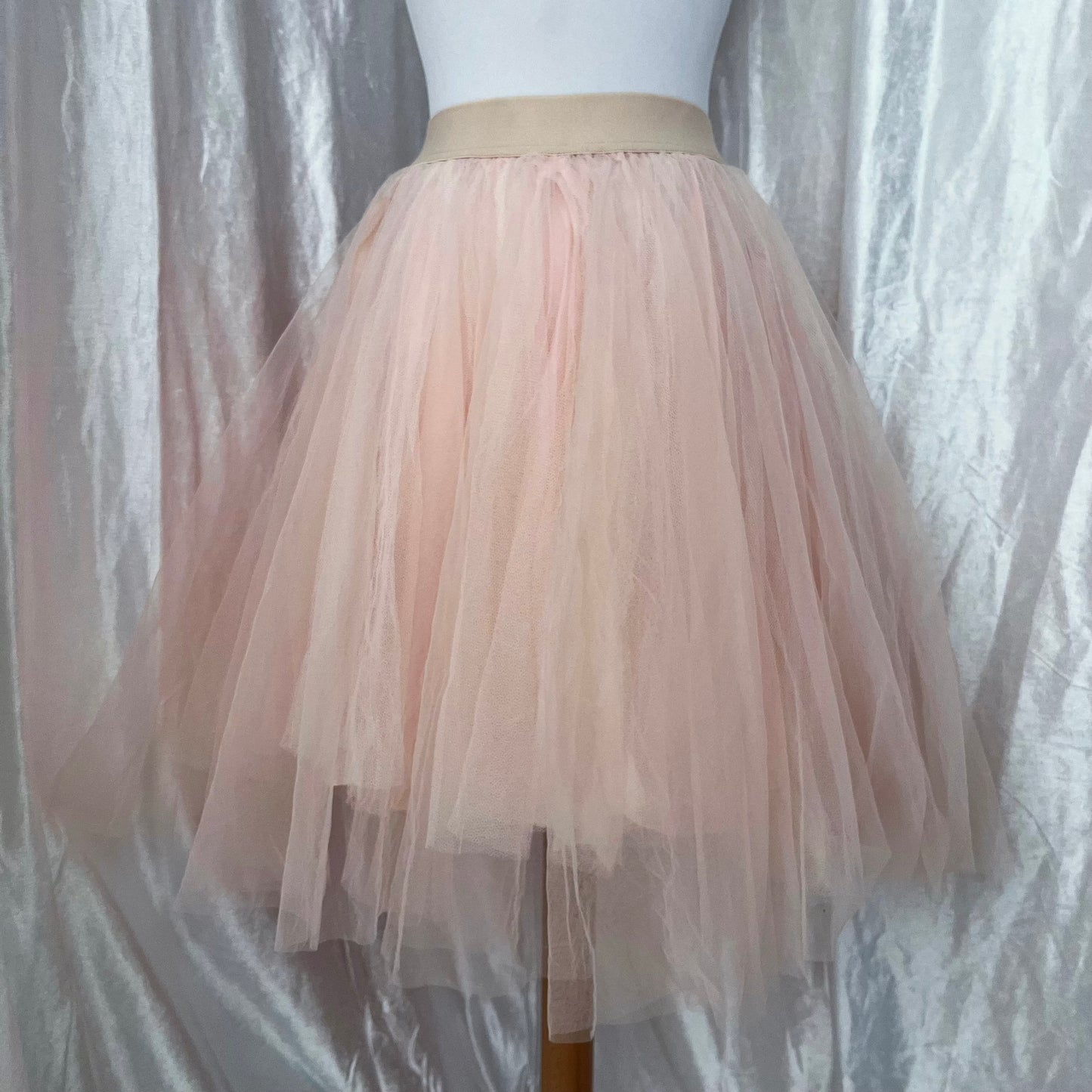 Mesmerising fairy tulle midi skirt 💕