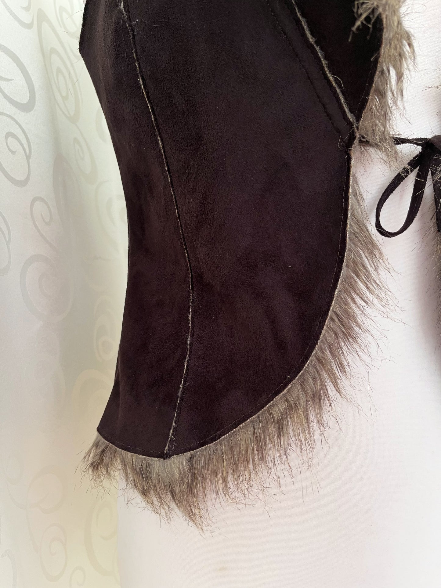 00’s brown faux fur afghan brown vest 🌀🍄‍🟫